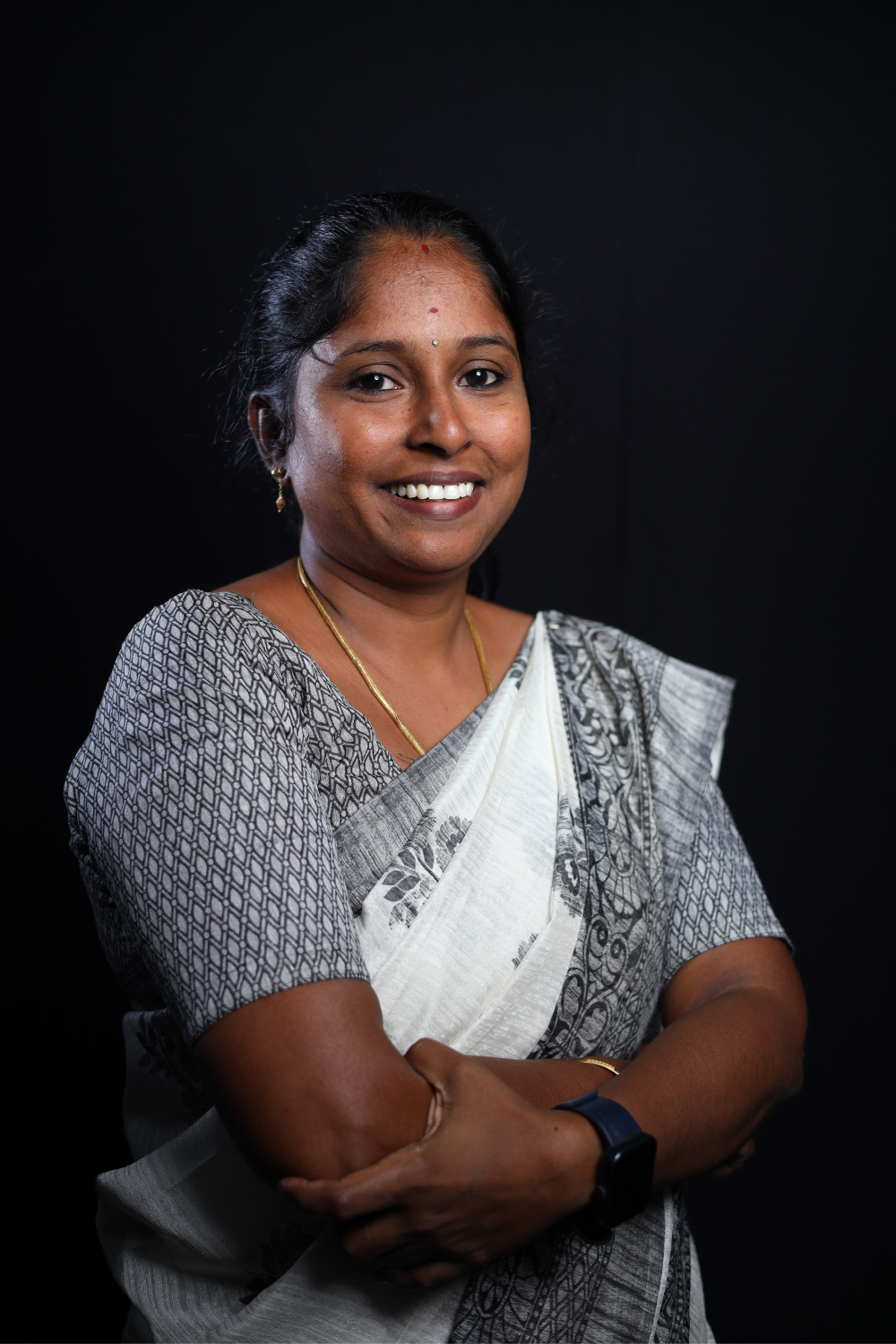 AARTHI M